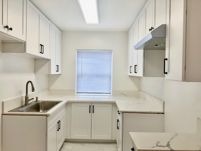 Photo - 2027 W 157th St Unit 2