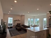 Photo - 3414 Rivington