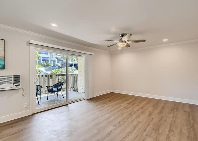 Building Photo - 3172 Via Alicante