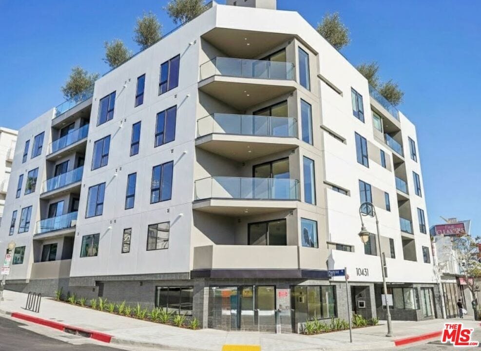Photo - 10431 Santa Monica Blvd Unit 310