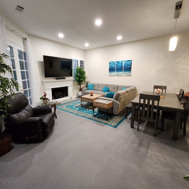 Photo - 26286 Hanover Ln