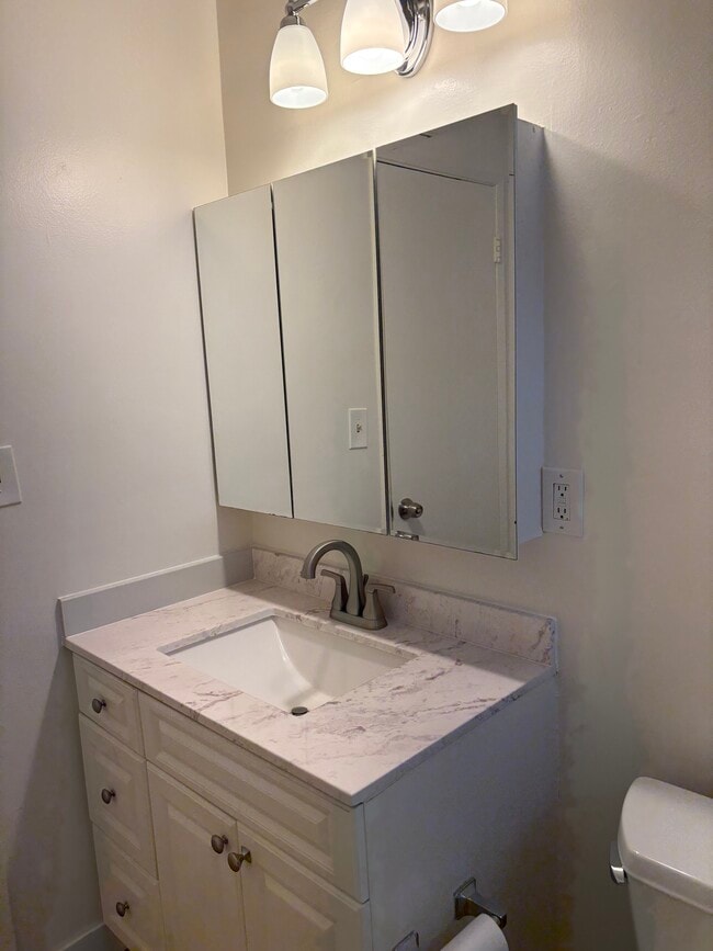 Bathroom - 11168 Camarillo St Unit #8