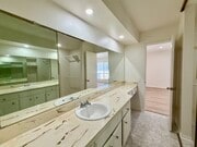 Photo - 5320 Zelzah Ave Unit 314