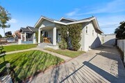 Photo - 1249 W 56th St House