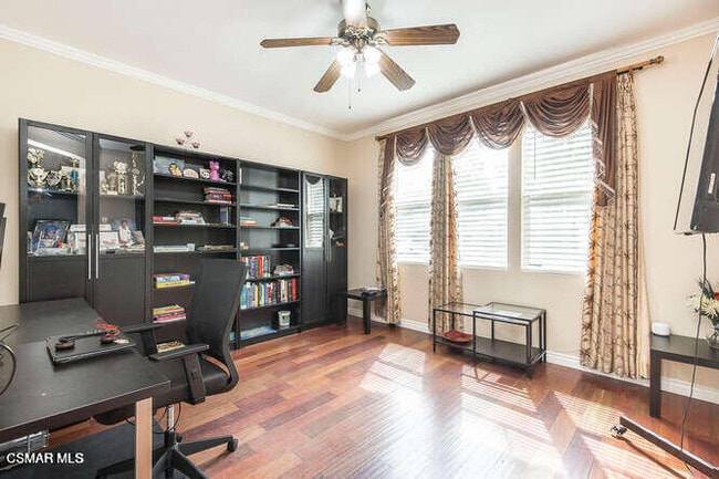 Photo - 1462 Windmill Way