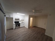 Photo - 13059 Oxnard St Unit 106