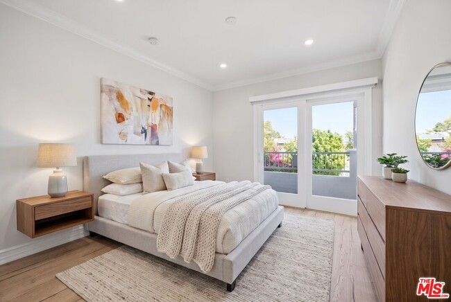 Photo - 1838 Westholme Ave Unit 203