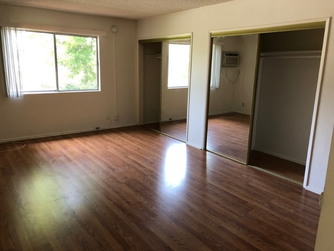 Photo - 5929 Laurel Canyon Blvd Unit 09