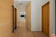 Photo - 1130 N Poinsettia Pl