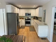 Kitchen - 424 Ocean Park Blvd Apartments Unit 1
