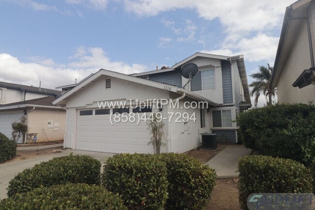 Building Photo - 3 Bedroom 3 Bathroom 2 story home in Ramona!