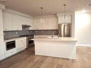 Photo - 358 Walnut Ave Townhome