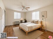 Photo - 1254 W 37th Dr Unit 1252 1/2