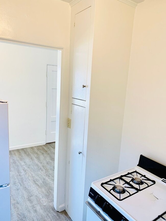 Photo - LIVE BY THE BEACH! 1BD/1BA OCEAN BEACH APARTMENT + PRIVATE GARAGE & LAUNDRY!!! Unit 5050 Cape May Ave