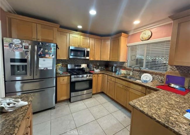 Photo - 23003 Moneta Ave