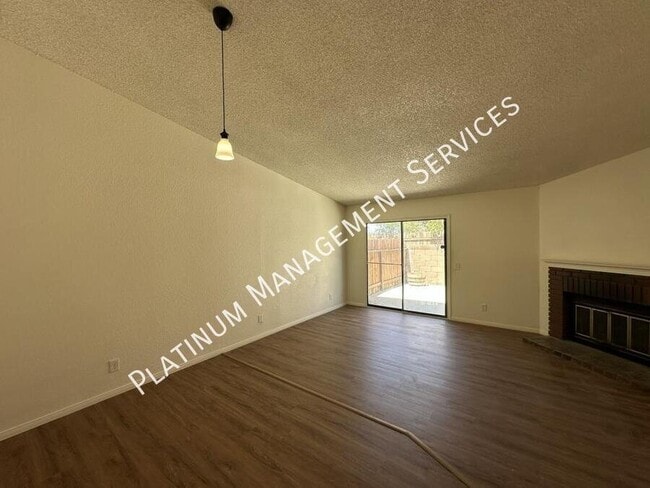 Photo - 1219 E Ave R7