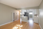 1 BR, 1BA - 750SF - Living Room / Dining Area - 1438 10th St