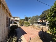 Photo - 2nd St., 829-831 Unit 829