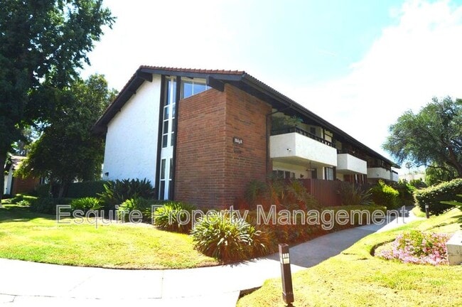 Building Photo - 31578 Agoura Rd Unit #7 Rental