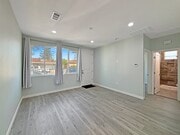 Photo - 1056 N Lincoln St House
