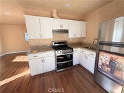 Photo - 1322 W 11th St