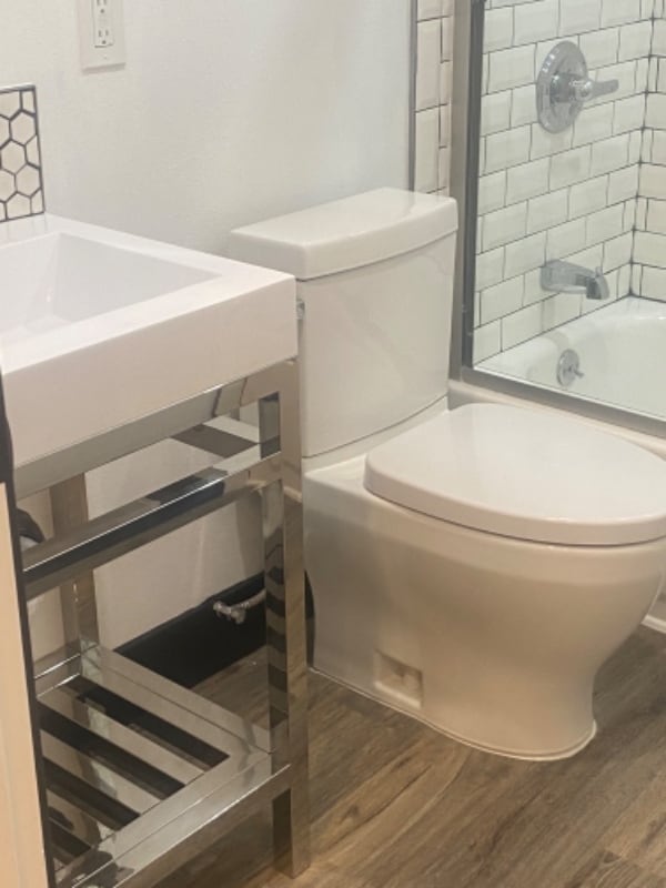 Photo - 5712 Lewis Ave Unit B