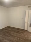 Master Bedroom - 1812 Mariposa Ave Apartments