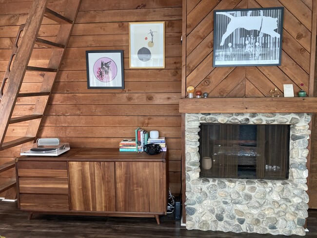 Photo - 257 Windward Ave Unit B