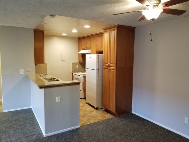 Photo - 2521 W Sunflower Ave Condo Unit M5
