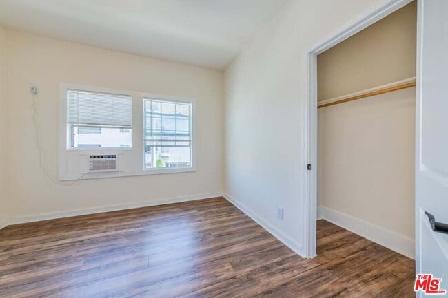 Photo - 400 S Rampart Blvd Unit 5