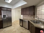 Photo - 431 N Doheny Dr