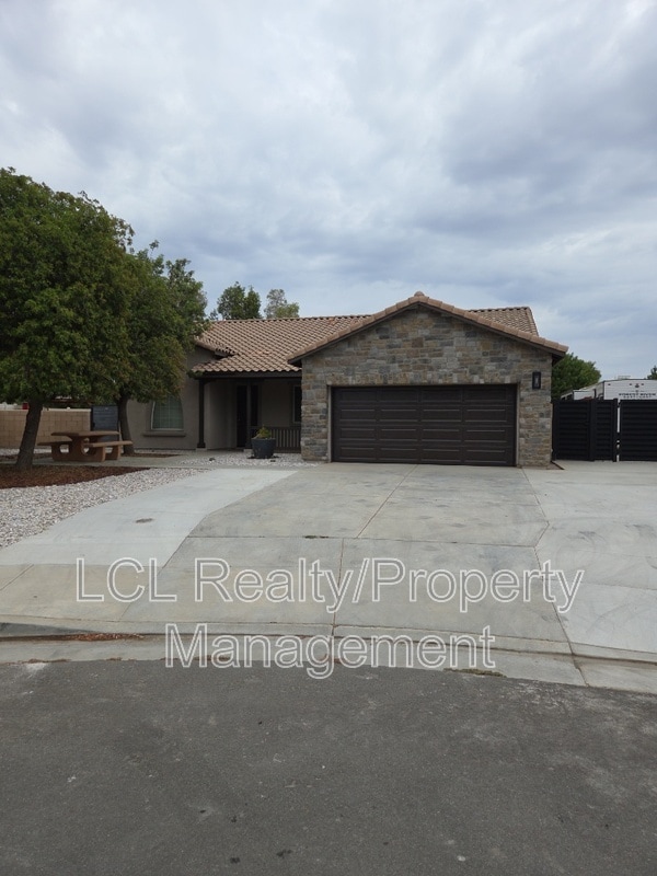 Building Photo - 3491 Tallgrass Ct
