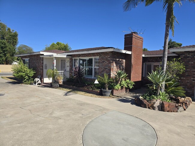 Single Family Home in Midway City for Rent - Single Family Home in Midway City for Rent