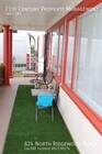 Photo - 824 N Ridgewood Pl