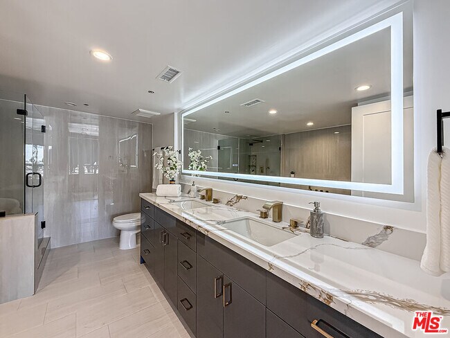 Photo - 1133 5th St Unit 301