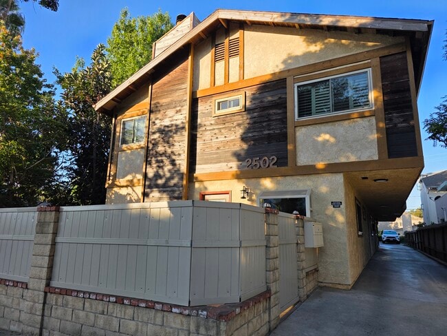 Photo - 2502 28th St Unit 1