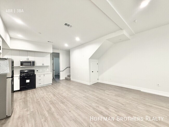 Photo - 6905 Ben Ave