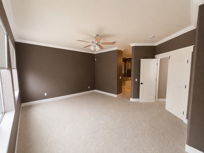 Photo - 2296 Green River Dr