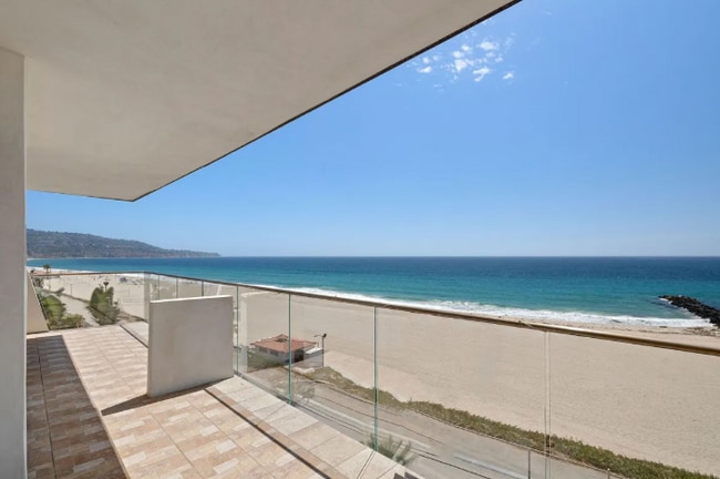 Photo - 703 Esplanade Unit 4