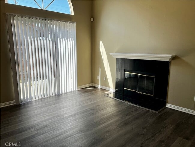 Photo - 375 E Phillips Blvd