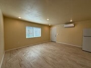 Photo - M12150 Unit ADU103