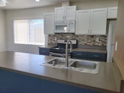 Photo - 1261 Victor St Unit 2
