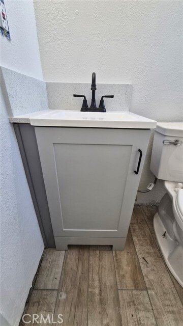 Photo - 645 S Gerhart Ave