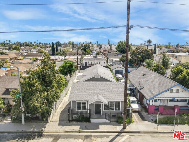 Photo - 1254 1/2 W Exposition Blvd