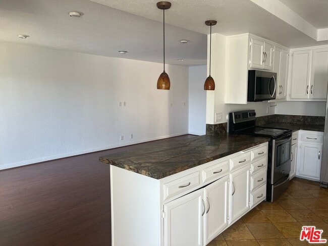 Photo - 4650 Park Mirasol Park