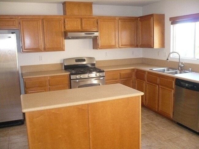 Photo - Nice 3 bedroom home plus a loft!