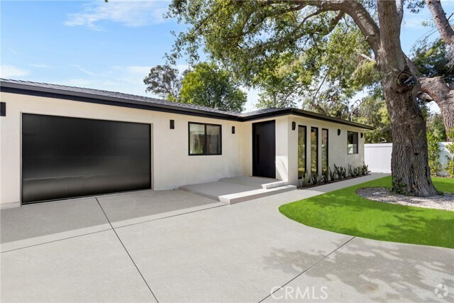 Building Photo - 5903 Donna Ave Rental