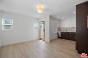 Photo - 5018 1/2 S Harvard Blvd Townhome