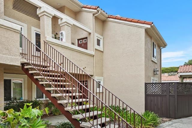 Photo - 102 Sea Cliff Way