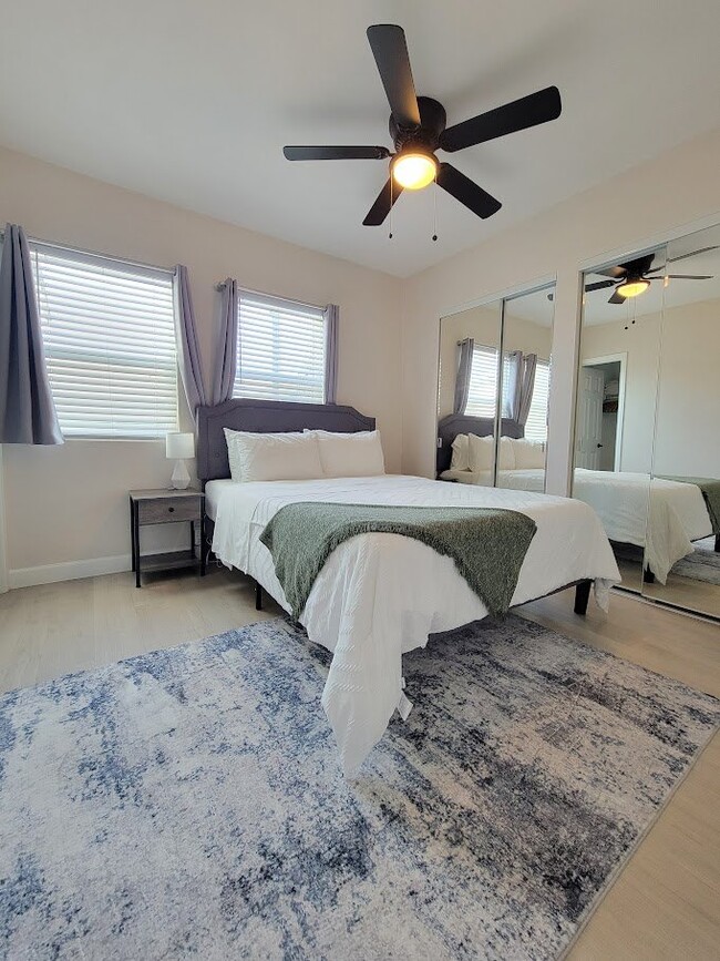 Photo - 720 Cota Ave